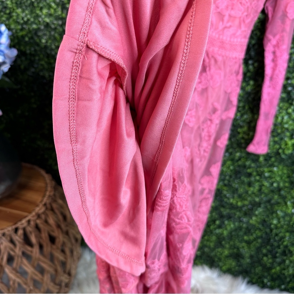 pink lacey embroidered sheer sleeve and back maxi‎ dress nwt - Picture 5 of 12